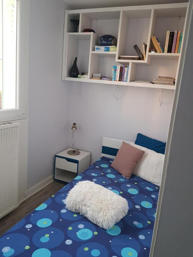 Chambre à louer dans un appartement proche du centre-ville Nevers Extérieur photo