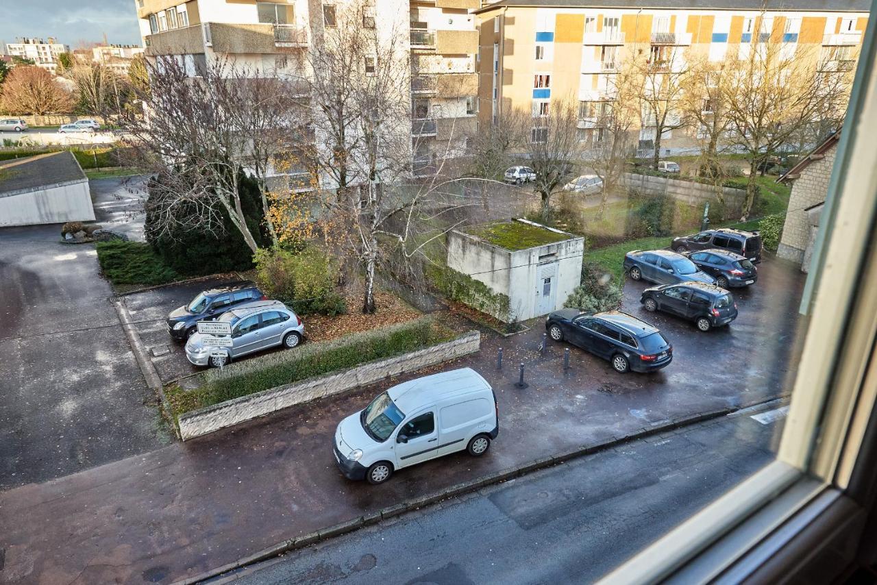 Chambre à louer dans un appartement proche du centre-ville Nevers Extérieur photo