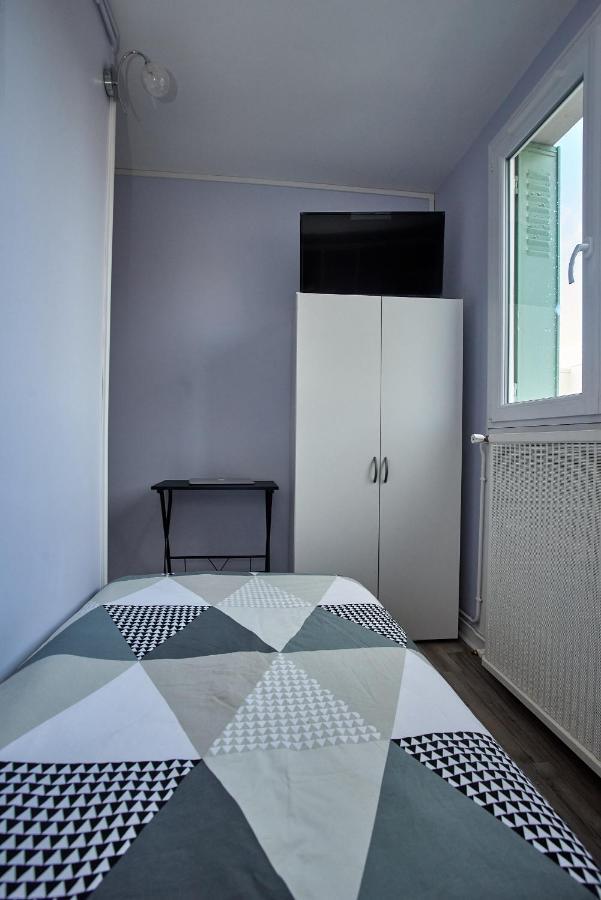 Chambre à louer dans un appartement proche du centre-ville Nevers Extérieur photo